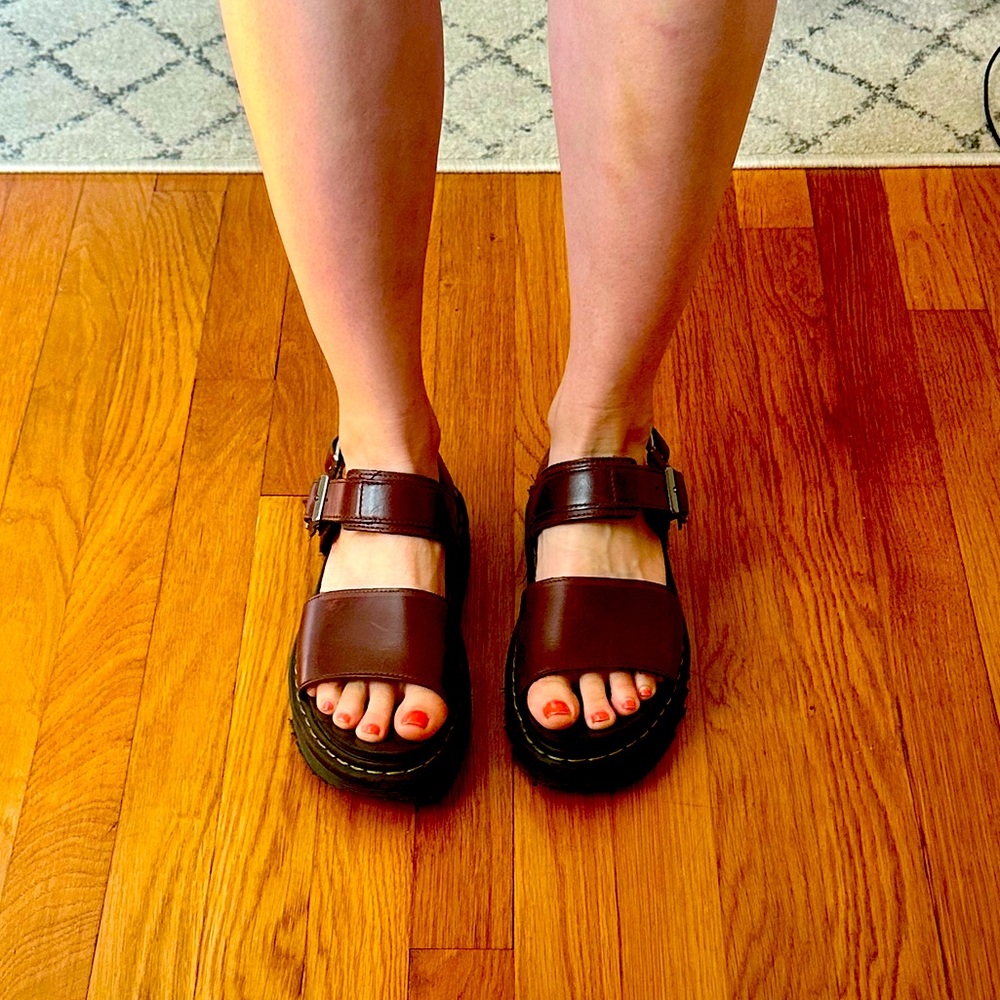 Dr. Martens VOSS WOMEN'S BRANDO LEATHER STRAP SANDALS- Size 8